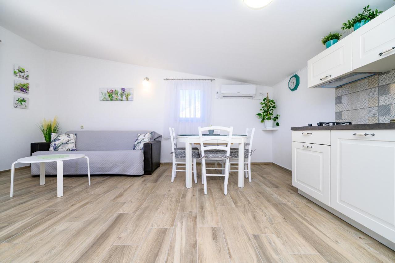 Krcina Holiday Home Cres Extérieur photo